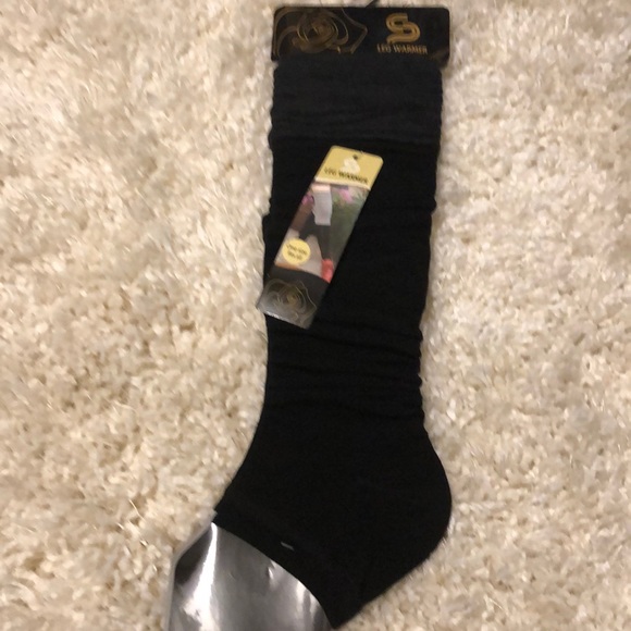 🎄Sale: Gray or Striped Leg Warmers - Picture 8 of 9